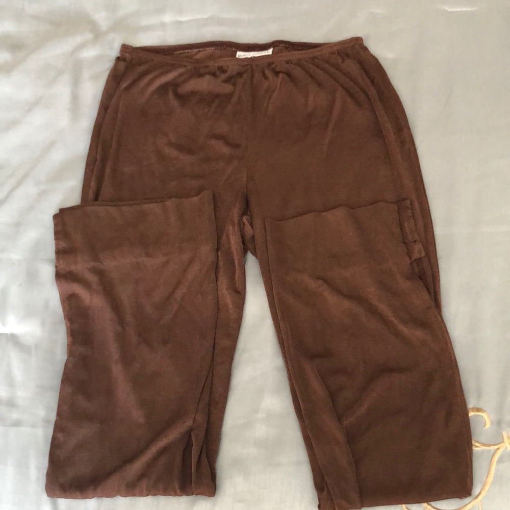 🌺Kathy Ireland nylon spandex pull on pants.